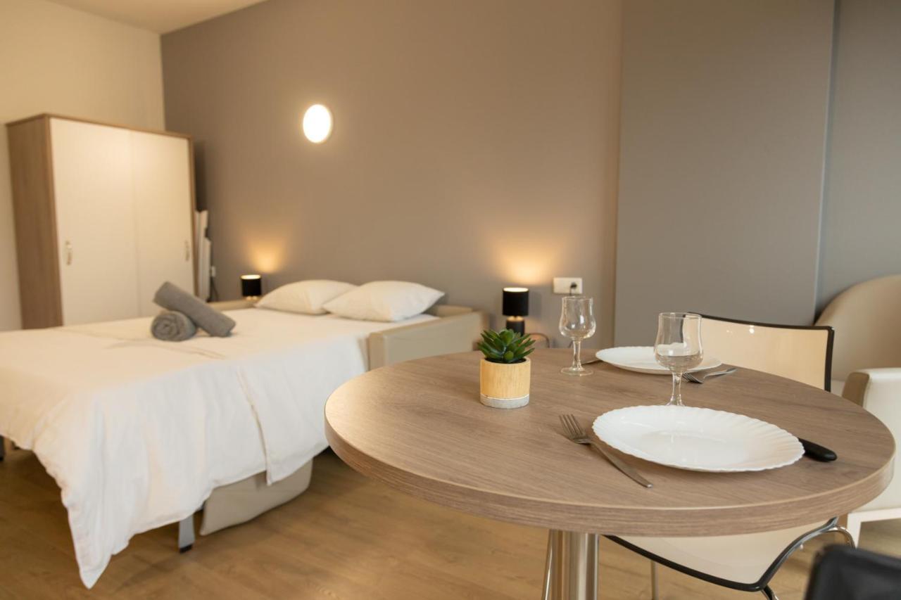 Modern Chic Immaculate Studio Near City Center Belval Apartamento Esch-sur-Alzette Exterior foto